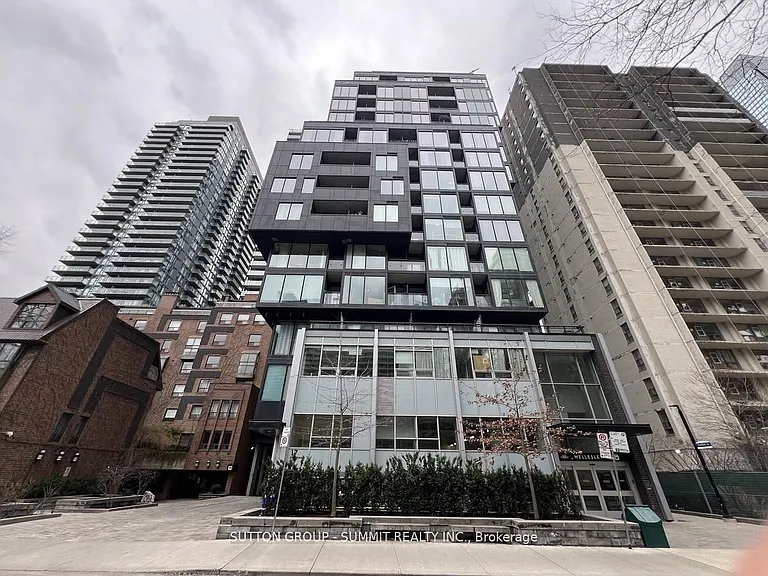 17 Dundonald St #1704 — Photo 24