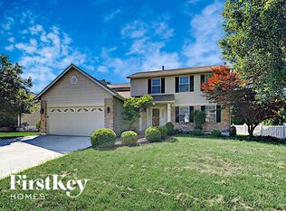 963 Keeneland Rd, Florissant, MO 63034