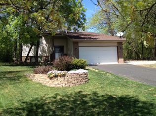 225 8th St NW, Elk River, MN 55330