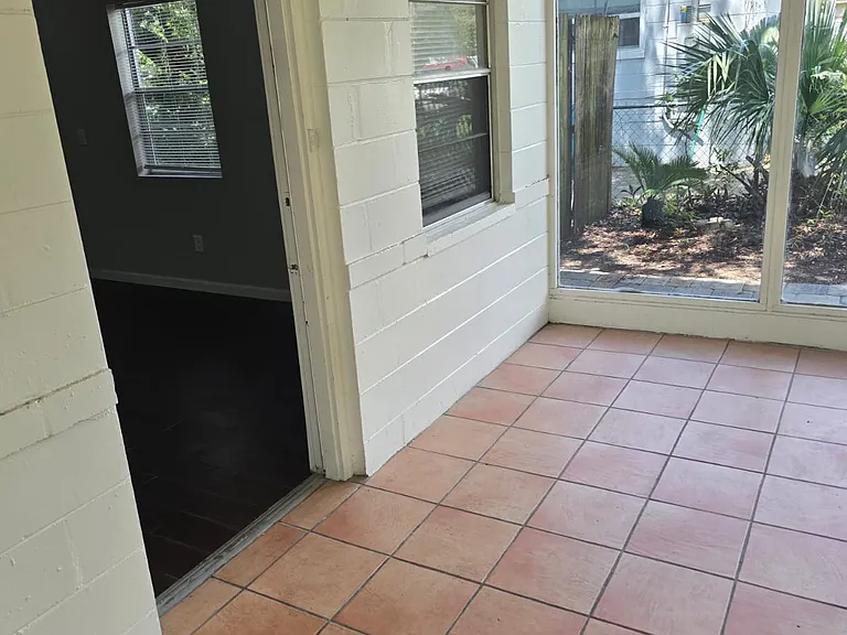 10242 Westmar Rd — Photo 19