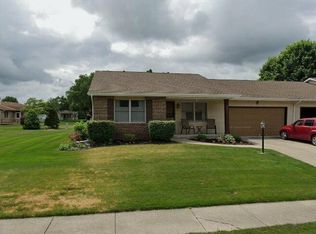 1966 E Farnsworth Dr, South Bend, IN 46614