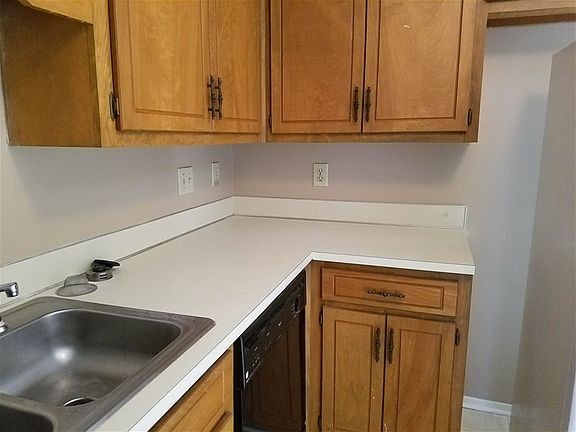 2nd image of 5735 Worchester Dr