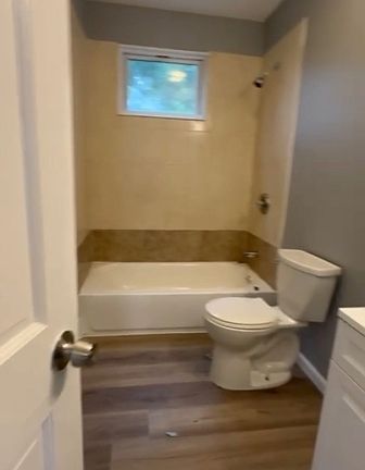 5th image of 23 Watson St