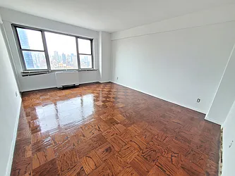 Rented by Weichert Manhattan Midtown
