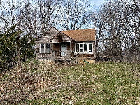 1st image of 23564 W Park Ter