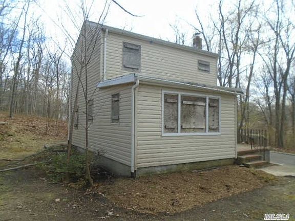 3rd image of 18 West Ln