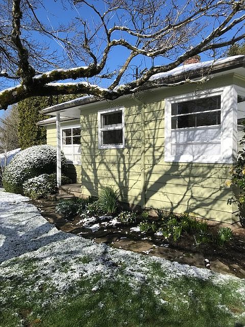 2nd image of 3405 SW Seymour St