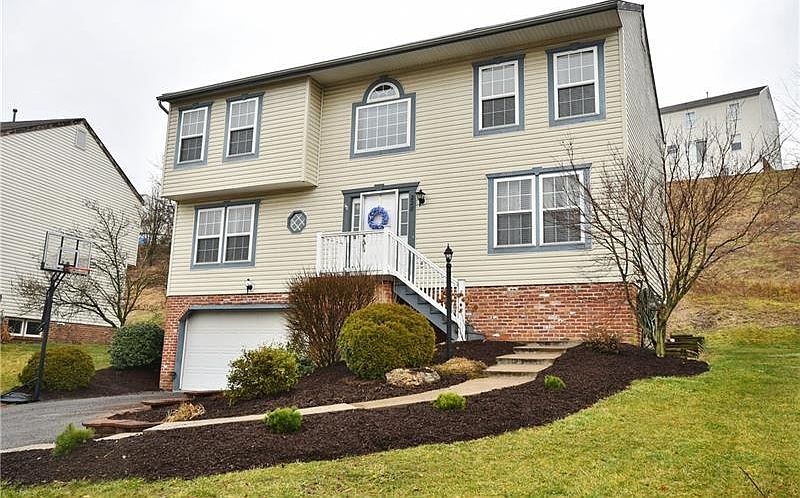 2nd image of 228 Hooks Ln