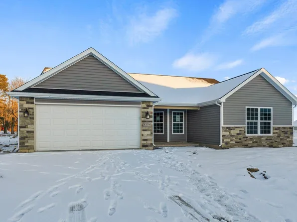 10296 Tirian Pl, Fort Wayne, IN 46835