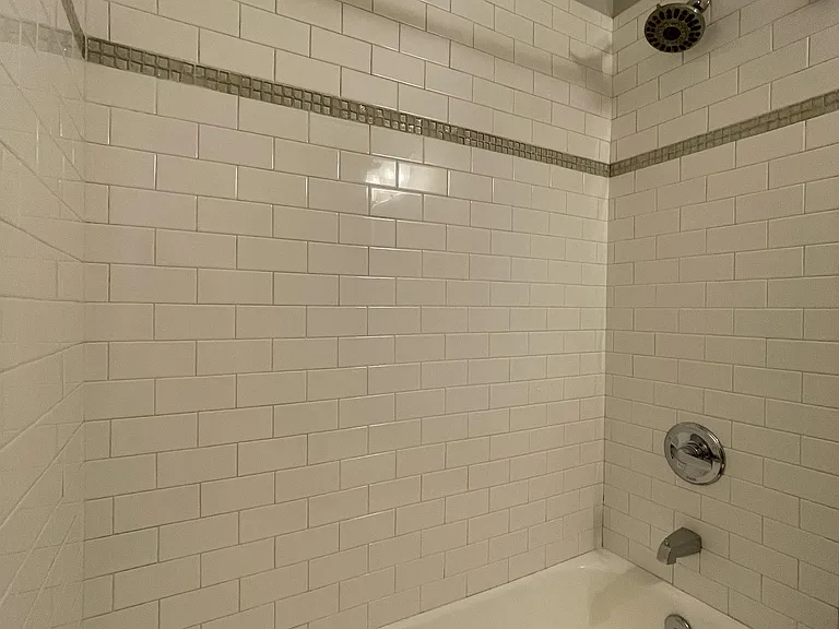 2530 1st Ave S #105 — Photo 16
