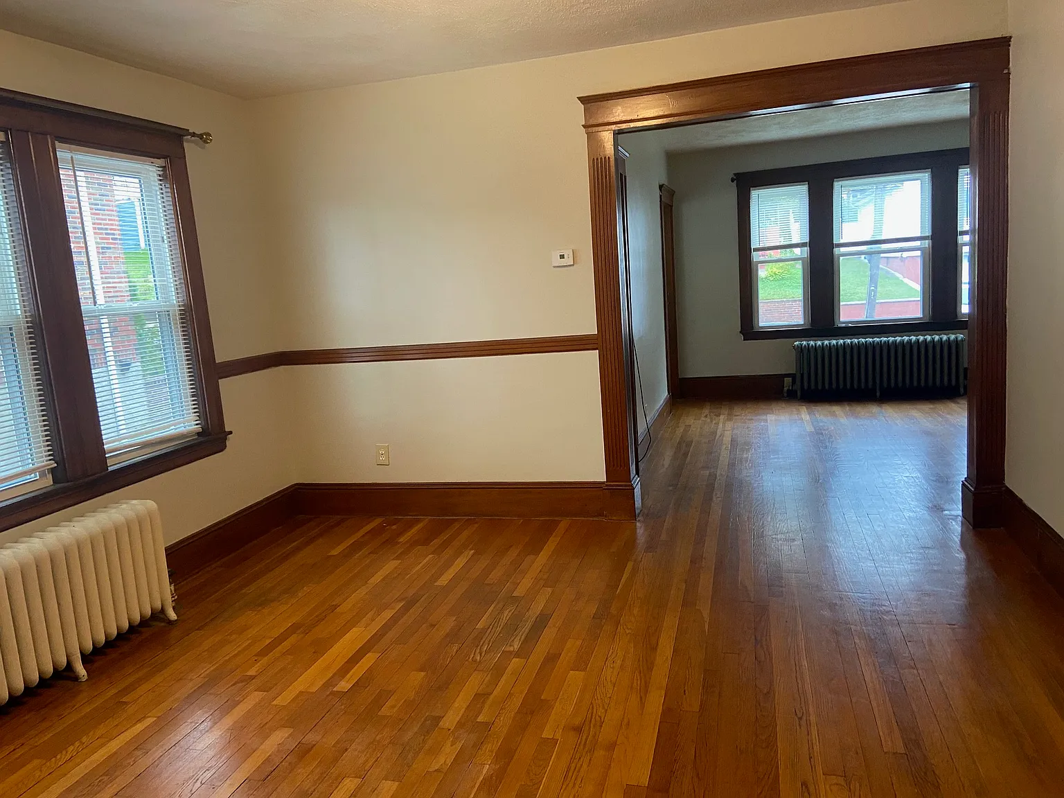 2 bed, 1300 sqft, $2,500 — Photo 2