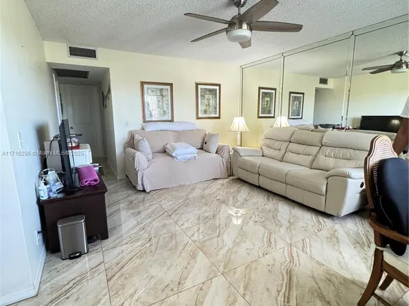 13355 SW 9th Ct APT 314H, Pembroke Pines, FL 33027
