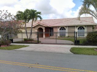 6015 SW 89th Ave, Miami, FL 33173