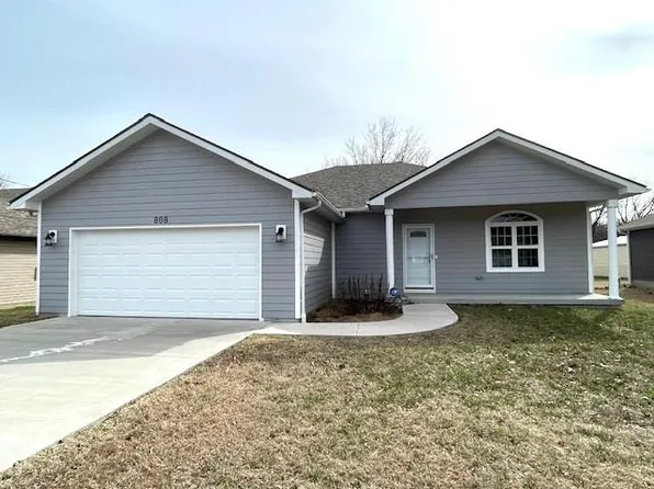 808 E 31st St, Pittsburg, KS 66762