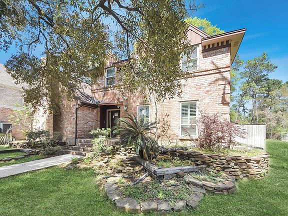 3rd image of 10710 Moorcreek Dr