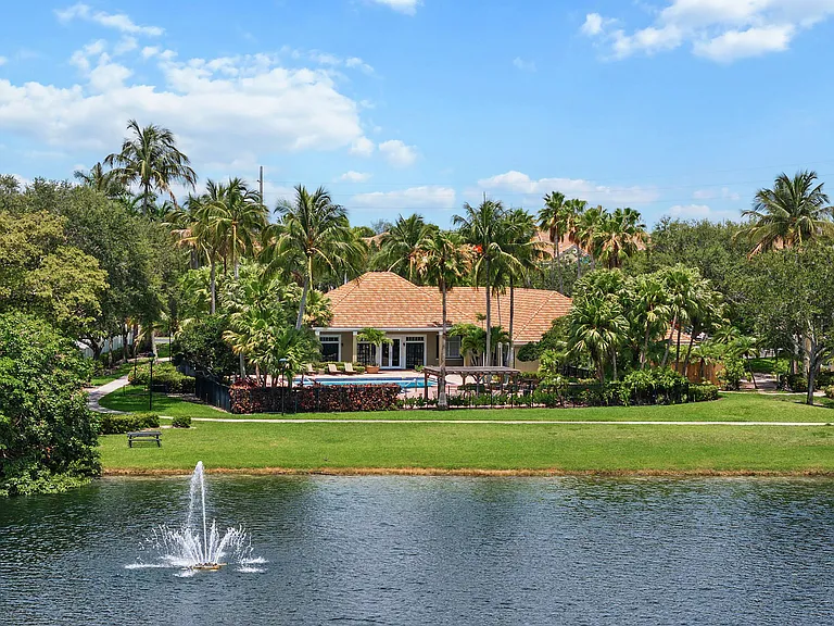 The Palms at Davie — Photo 34