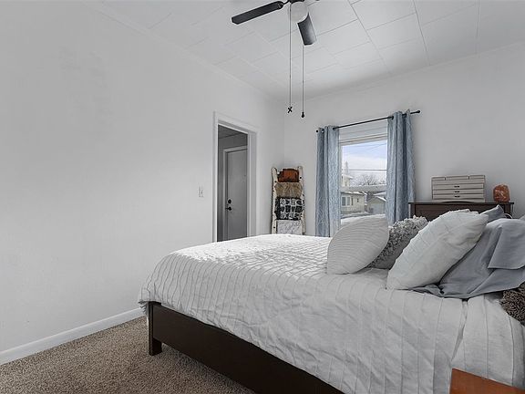 5th image of 313 W Forest Ave
