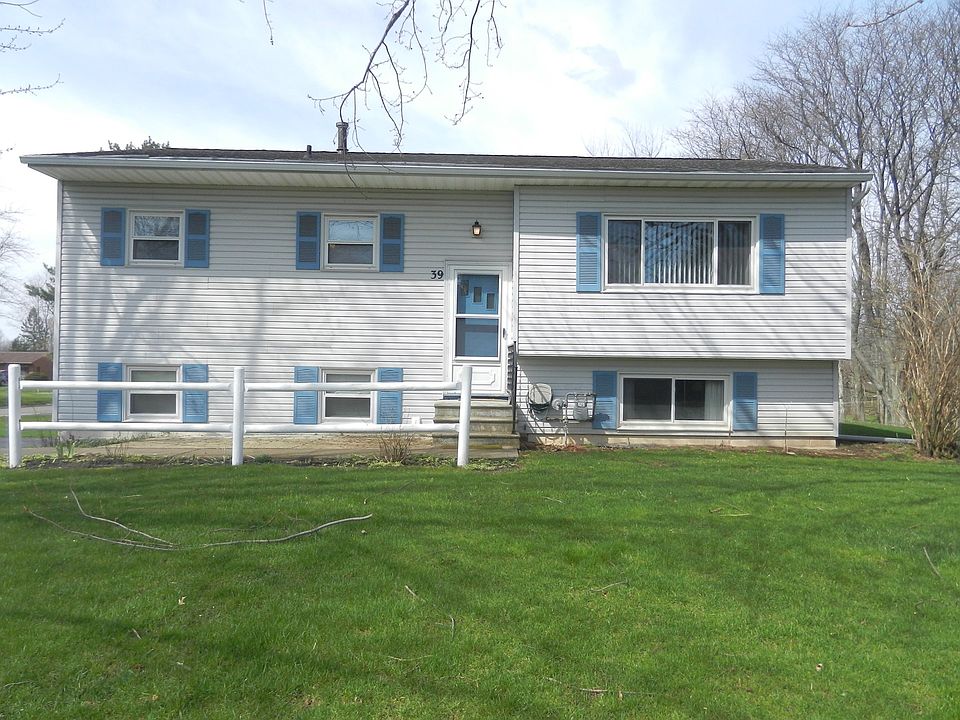 1st image of 39 Finnegan Way