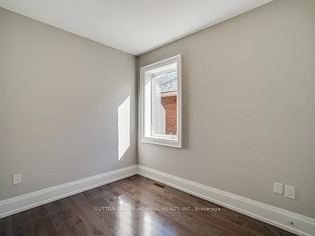 14 Rains Ave — Photo 14