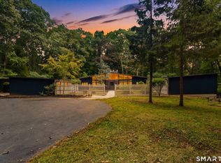 61 Ox Bow Lane, Woodbridge, CT 06525