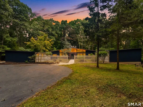 61 Ox Bow Lane, Woodbridge, CT 06525