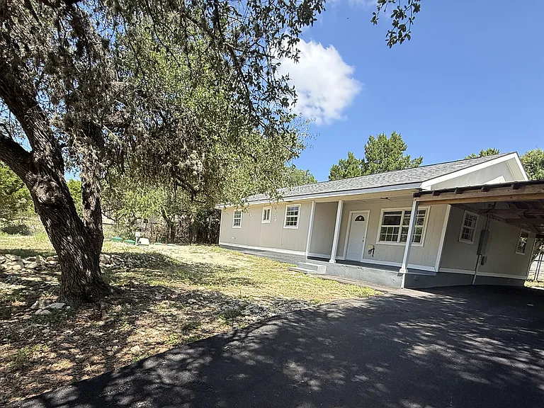 560 Wickford Way — Photo 3