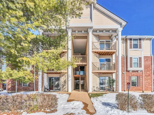 708 Ridgeside Dr APT H, Ballwin, MO 63021