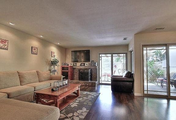 2nd image of 1038 McHugh Ct