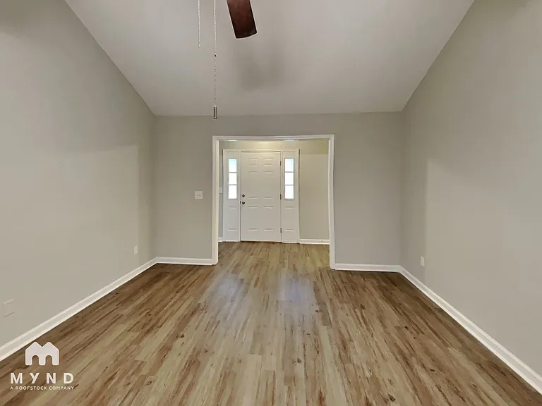 169 Park Place Ln — Photo 2