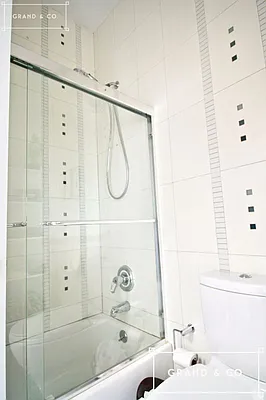 Rented by Grand & Co. | media 29