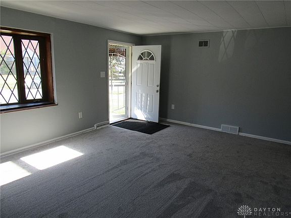 5th image of 316 Dawnview Ave
