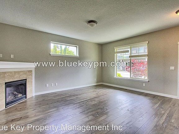 2nd image of 3706 NE 83rd Cir