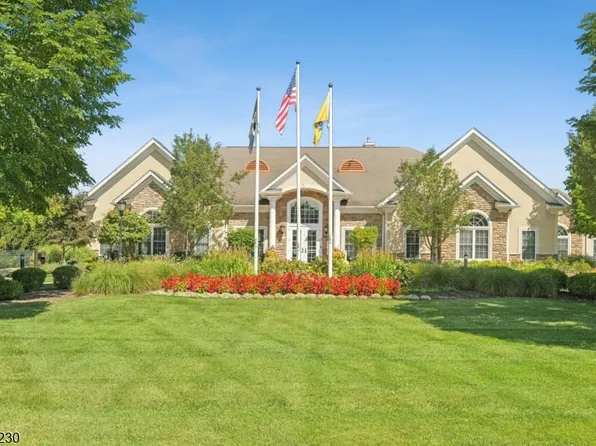 24 Lara Pl, Warren Twp., NJ 07059