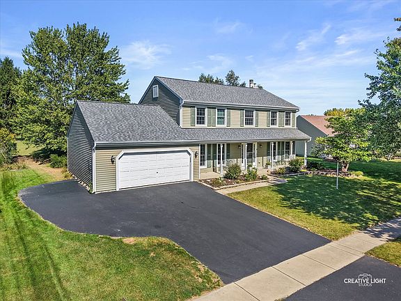 2nd image of 135 Chesterfield Dr
