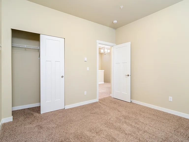 1663 Burnside Pl #A — Photo 7