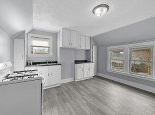 1615 W 14th St #2, Davenport, IA 52804