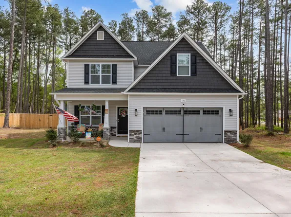120 August Ln, Raeford, NC 28376