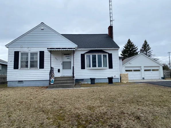 625 S 2nd St, Rogers City, MI 49779
