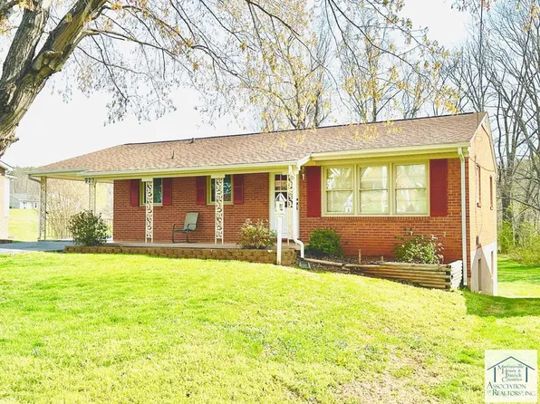 920 Glade St, Martinsville, VA 24112