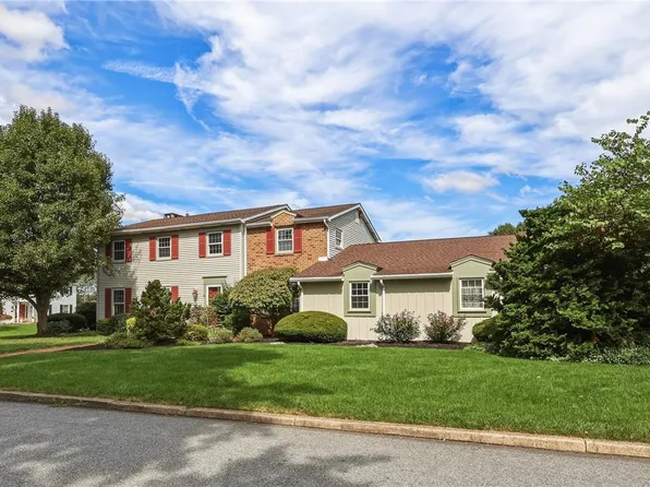 1285 Clearview Cir, Allentown, PA 18103