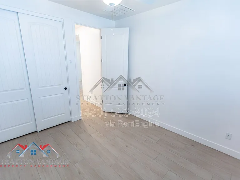 15075 W McKinley St — Photo 8