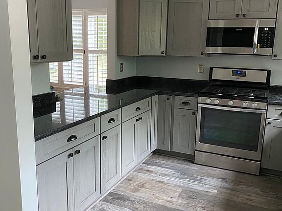 2nd image of 8326 Linden Oaks Ct