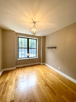 Rented by Bold New York | media 5