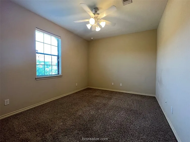 3339 General Pkwy — Photo 32