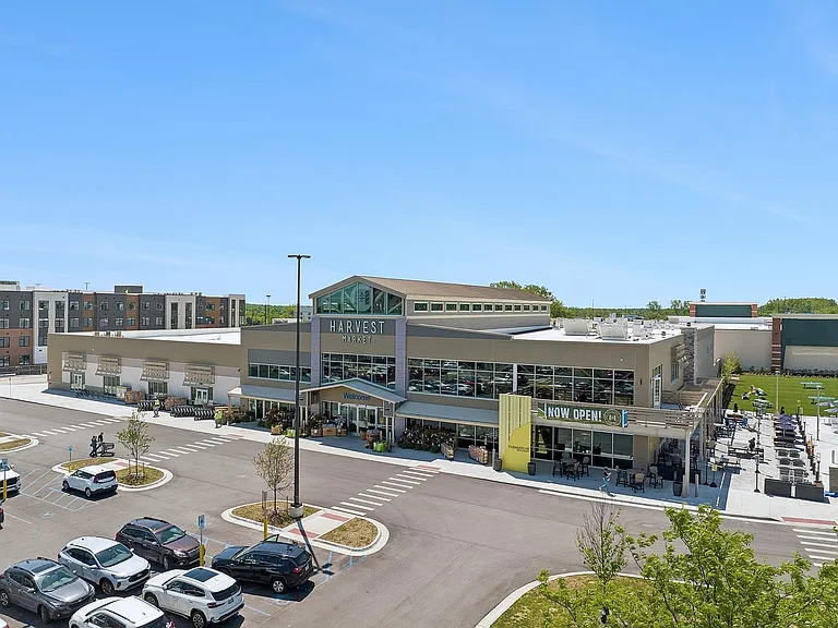 Harlan Neighbourhood Shopping Plaza