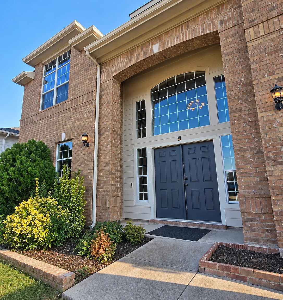 605 Tripp Trl — Photo 2