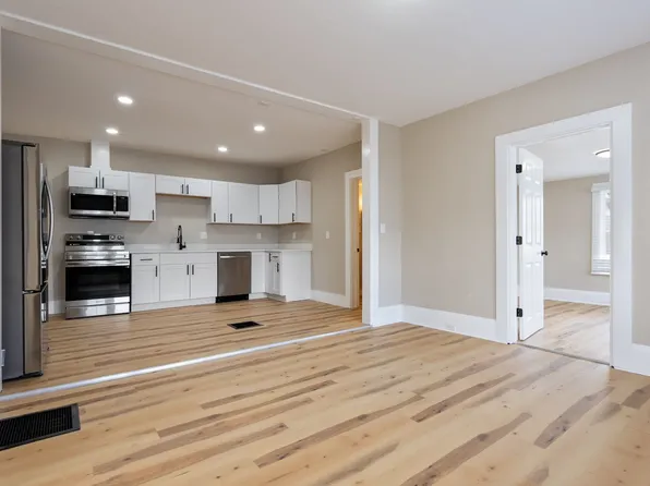 2111 NE 43rd Ave, Portland, OR 97213