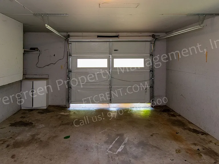 1916 Larkspur Dr — Photo 28