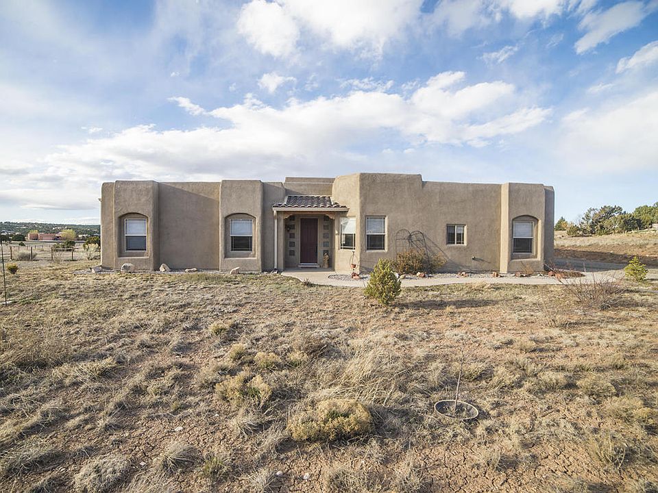 1st image of 47 Vista Encantada Dr