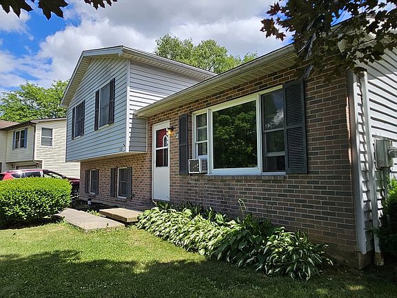 3rd image of 100 Kuhns Ln